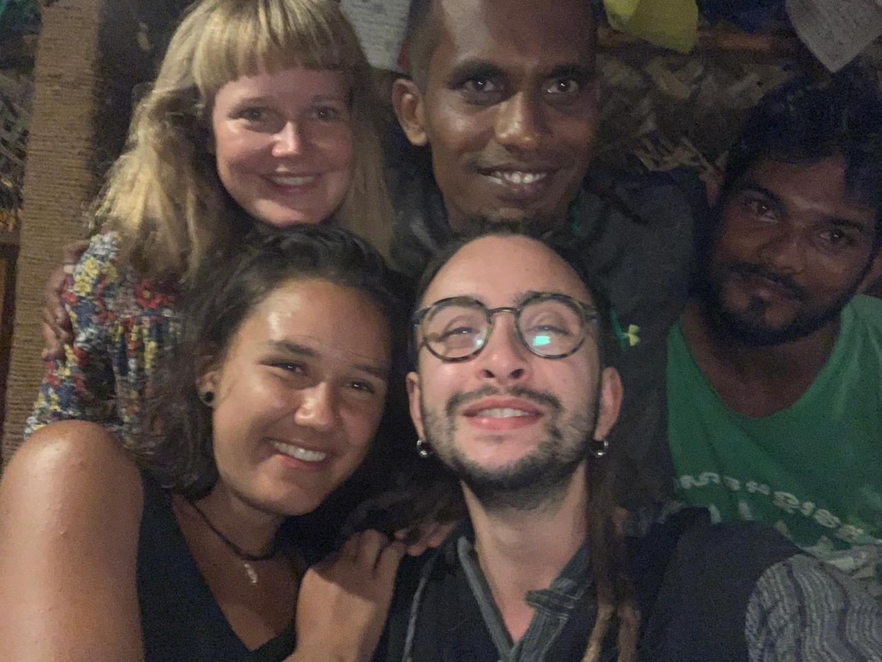 Wanderers Hostel Trincomalee Exteriör bild
